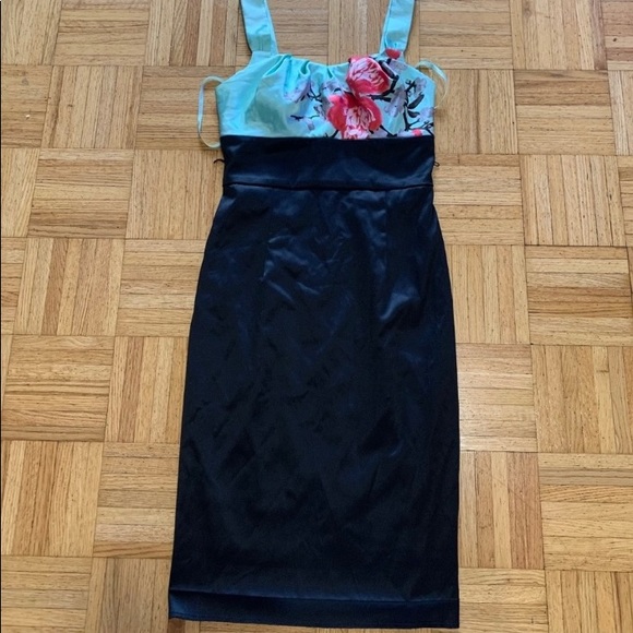 Le Chateau Empire Waist Dress - Picture 1 of 5